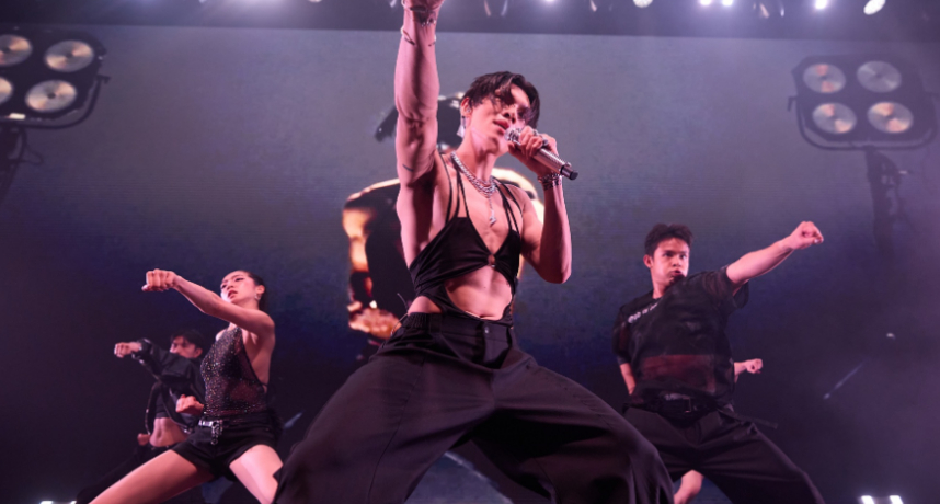 KIRE凱爾攜巡演二度襲英！著性感馬甲BRA「雙人貼身舞」超展開辣翻倫敦場成Daddy磁鐵